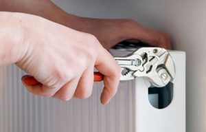 Что за вентиль на батарее? Как разобрать алюминиевый радиатор